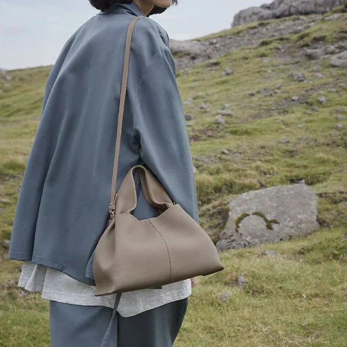 Noiré | Sculpted Minimal Statement