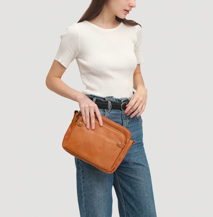 Amber | Everyday Zip Crossbody