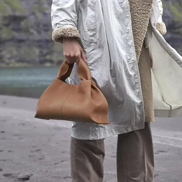 Noiré | Sculpted Minimal Statement