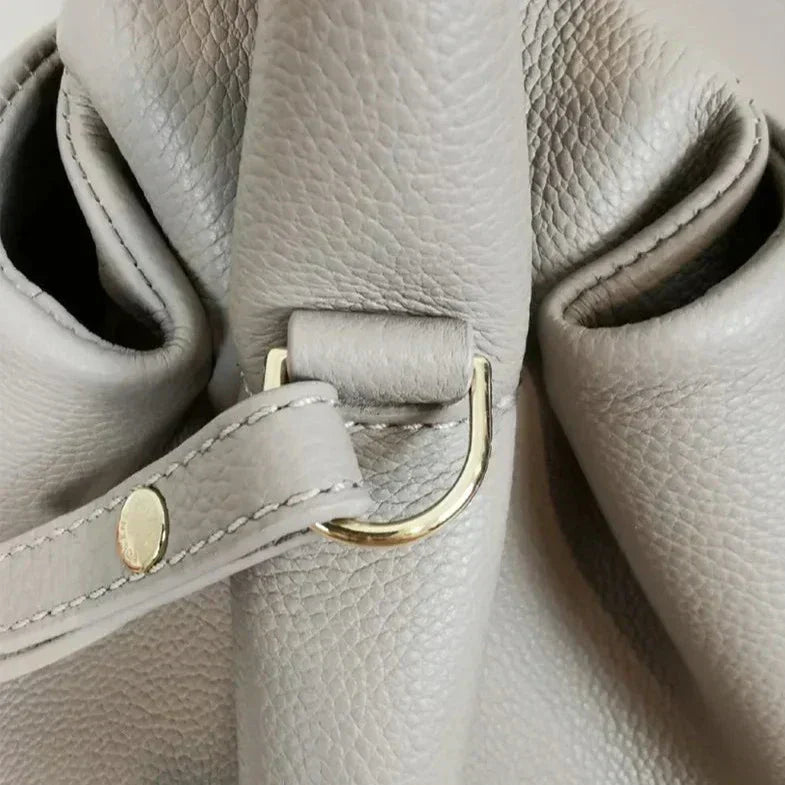 Noiré | Sculpted Minimal Statement